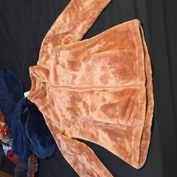 Jacket - Picture 1 of 9